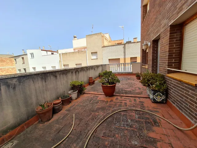 Casa de Pueblo. — 44