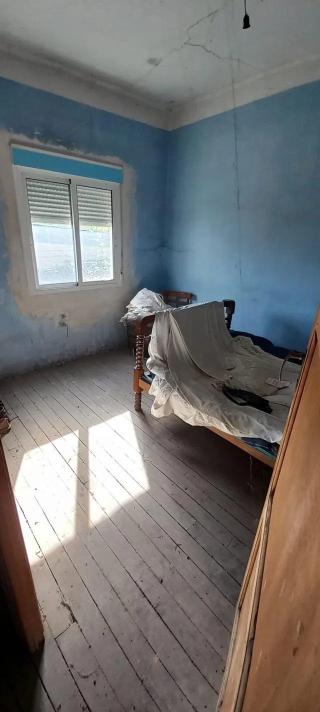 CASA CON TERRENO EN COLUMBRIANOS — 21