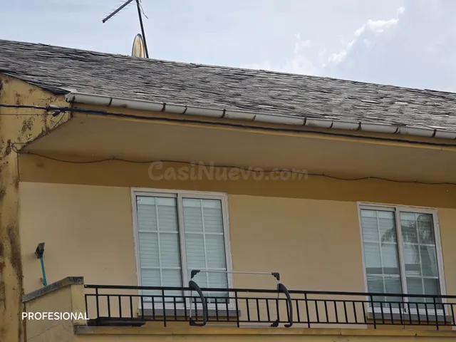 ACOGEDORA CASA CON TERRENO EN BEMBIBRE - foto 4