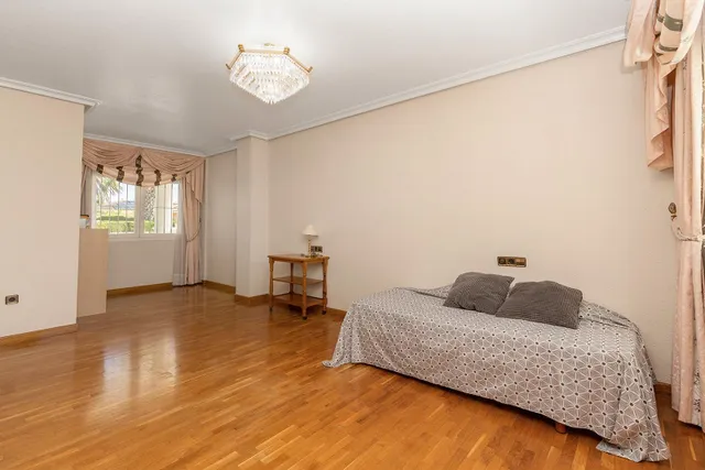 Oportunidad villa de lujo con mas de 500m2 de vivienda — 22