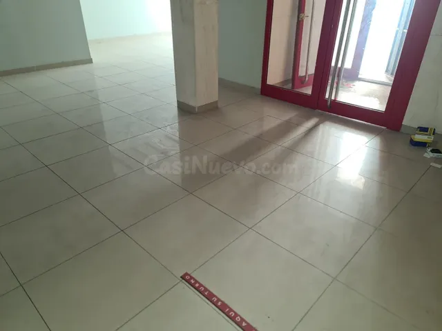 Locales en venta en la c/ Carmen de Valdemoro — 4