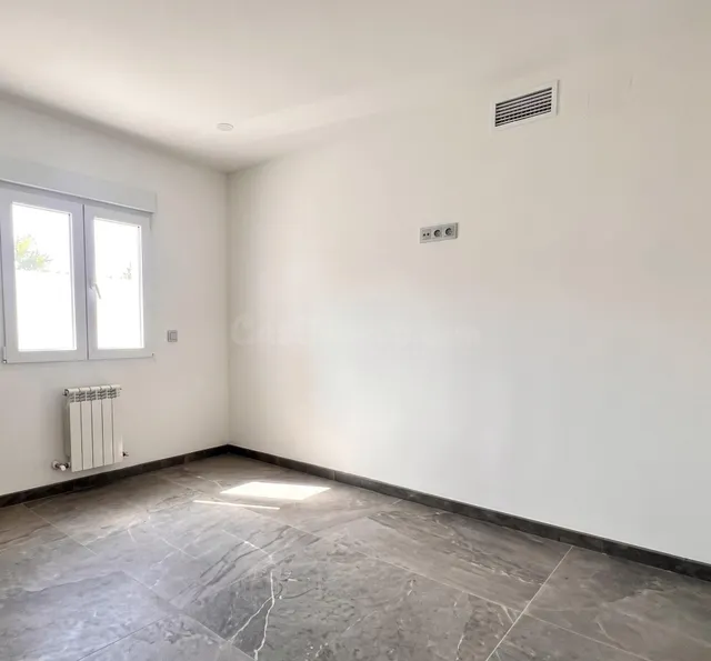 Piso 4 habitaciones 61m² en venta - Opañel — 4