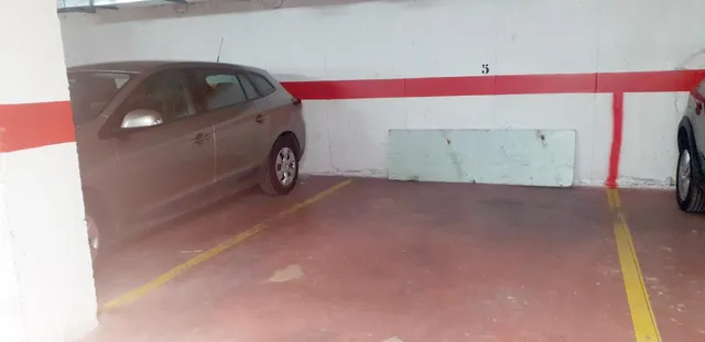Urbis te ofrece una estupenda plaza de moto en Alba de Tormes, Salamanca — 6