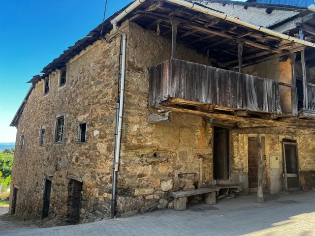 CASA DE PIEDRA PARA RESTAURAR - foto 4