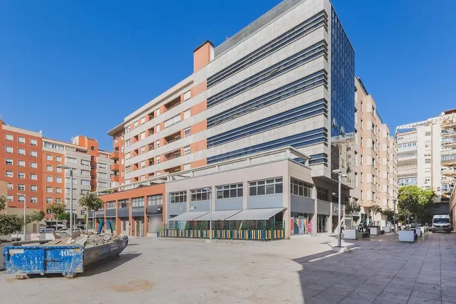Oficina en venta en Almeria - foto 2