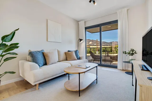 Ático 2 habitaciones 81m² en venta - Las lagunas centro — 12