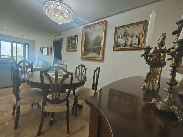 SE VENDE ELEGANTE Y GRAN VIVIENDA FRENTE A PUERTO DEPORTIVO - ALICANTE — 8