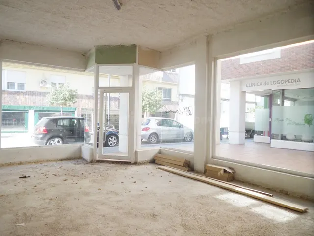 *¡Oportunidad de inversión, en Tomelloso! LOCAL COMERCIAL NU - foto 5