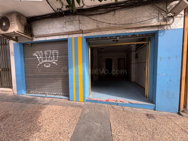 Local comercial en venta en San Juan de Aznalfarache – Barri