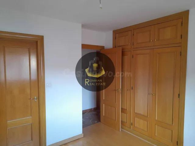 LT/ Piso de TRES dormitorios SIN muebles, zona Alhamar - foto 5