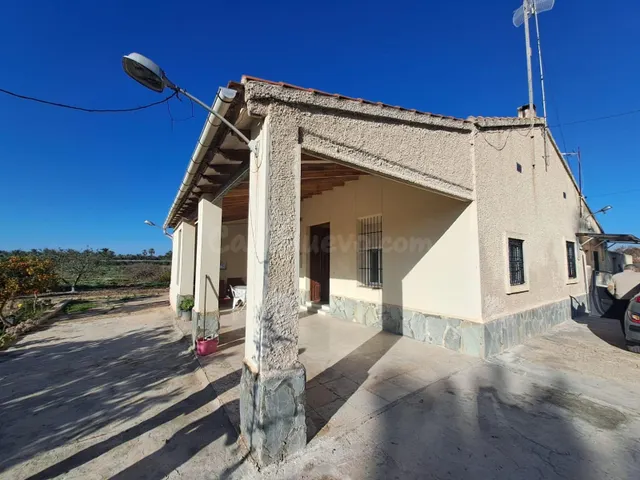 Casa de Campo de3 Dormitorios y 1 Baño en Algoda, Elche. - foto 4
