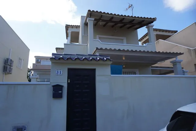 Villa 3 habitaciones en venta - Villamartin — 12