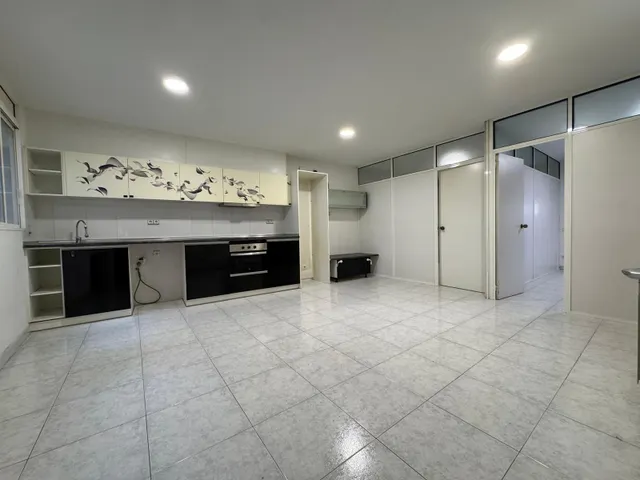 PISO CÉNTRICO DE 2 habitaciones EN MANRESA — 4