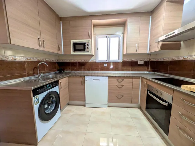 AMPLIO PISO DE 3 DORMITORIOS EN NUEVA CIUDAD – JUNTO AL HOSP - foto 5