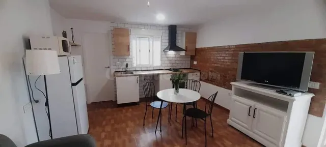 Apartamento independiente en el brillante — 2