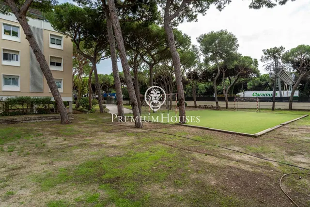 Piso con solárium en Gavà Mar — 32