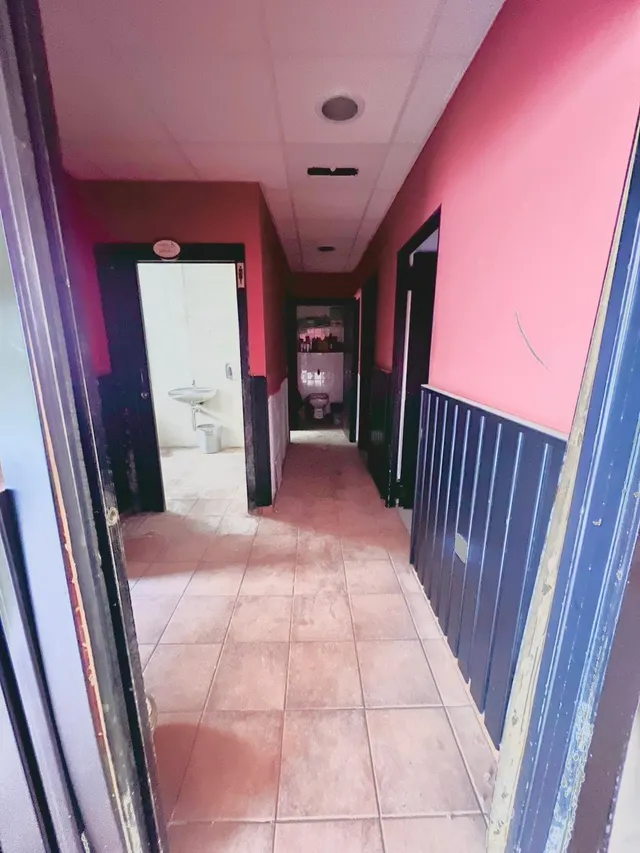 Local comercial en Obispo Benlloch — 33
