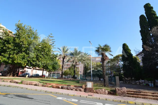 SE ALQUILA AMPLIO TRASTERO – PLAYA DEL CURA. Calle Ramón Gallud 200, en Torrevieja — 12