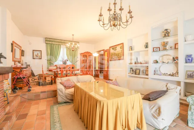 Exclusiva villa de lujo en Simón Verde: 1.150 m2 de parcela privada, gran piscina y bodega, a un paso de Sevilla. — 21