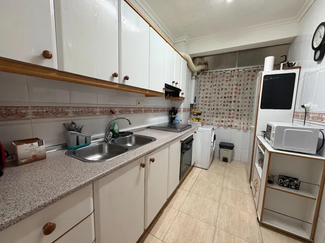 ¡piso reformado de 3 habitaciones con balcón junto al hospital general y el tranvía! — 15
