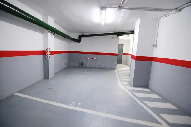 Plaza de Garaje Doble con Trastero en Badalona, La Salut - foto 3