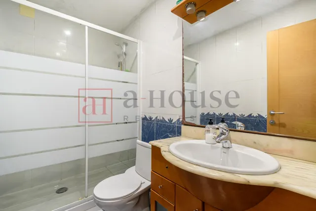Chalet independiente con terraza y excelente ubicación en el besòs i el maresme — 26