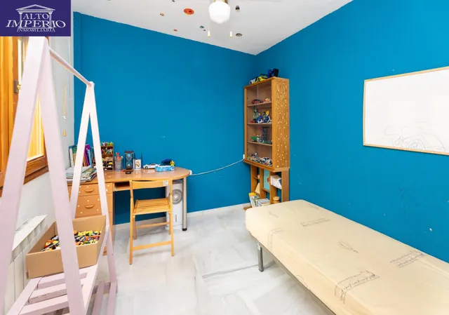 Se vende bonita casa adosada de 4 dormitorios con piscina privada, garaje y gimnasio — 22