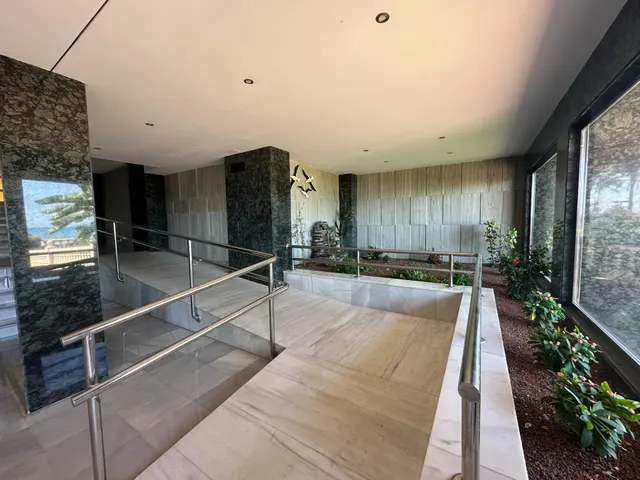 1ª Línea Playa Fuengirola - Super Atico 2 Dormitorios, Vistas al mar y Piscina, Gran Terraza, Sauna — 33