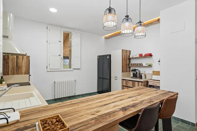 Finca rústica con vivienda reformada, piscina y cultivo ecólógico — 13