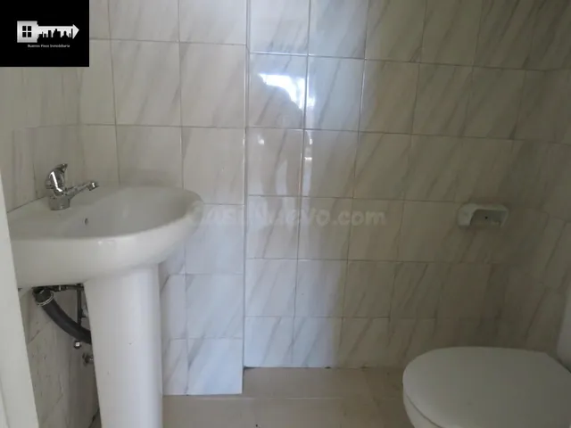 ALQUILER DE LOCAL COMERCIAL AV. CATEDRATICO SOLER!!!! - foto 4