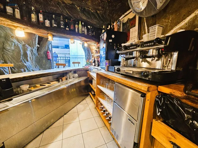 SOLOBAR VENDE BAR EN BARAÑAIN — 8