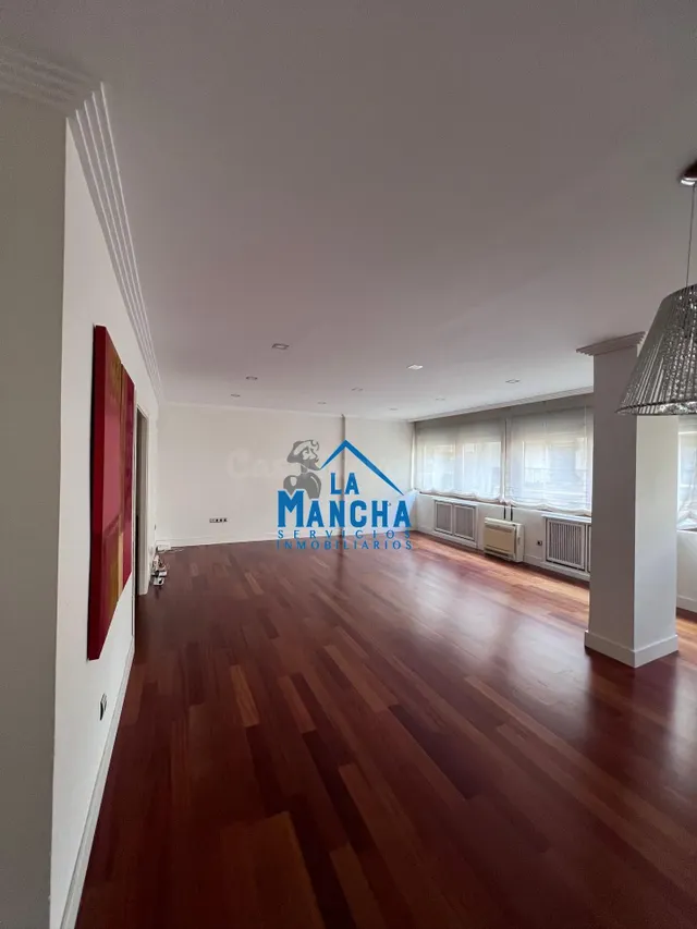 *490.000€* INMOBILIARIA LA MANCHA VENDE PISO EN EL CENTRO DE - foto 5