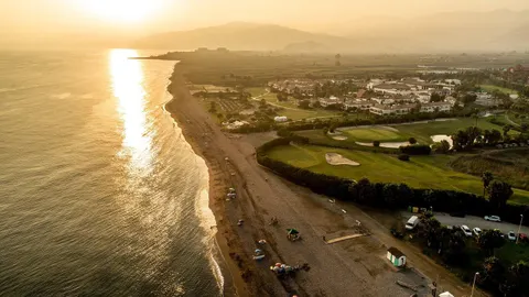 PARCELA RÚSTICA EN VENTA, LLANA Y VALLADA, A SOLO 4,3 KM DE LA PLAYA DE GRANADA