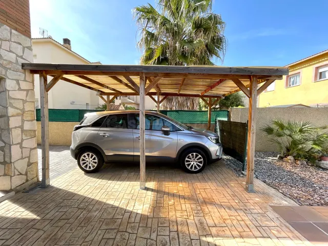Casa o chalet independiente en venta en Calle Comtes de Barc - foto 4