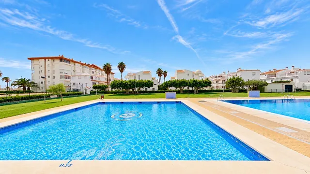 Exclusivo piso todo exterior en Laguna Beach, Torrox — 42