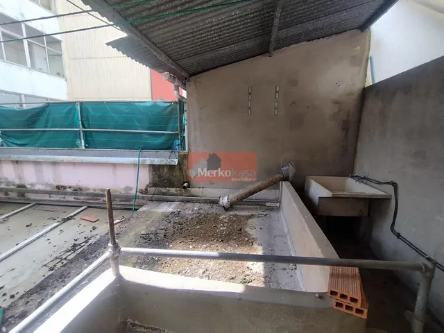 OPORTUNIDAD!!!SE VENDE CASA ADOSADA PARA REHABILITAR CERCANO - foto 5