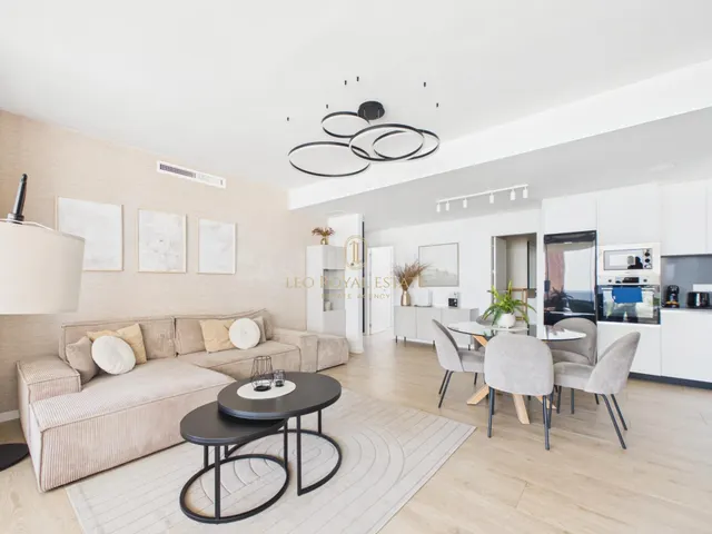 Apartamento de 2 dormitorios de alta calidad con vistas al m - foto 3