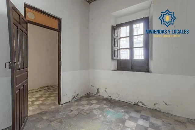 GRAN PROPIEDAD CON 10 DORMITORIOS EN SAN ANTON — 41