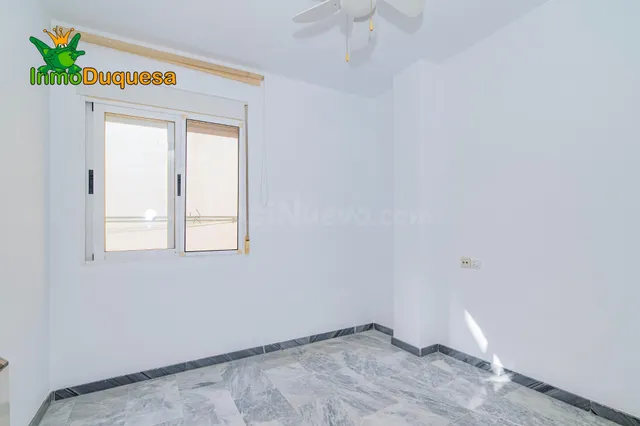 Piso de 3 Dorm. con PLAZA DE APARCAMIENTO (Sin ascensor) — 14