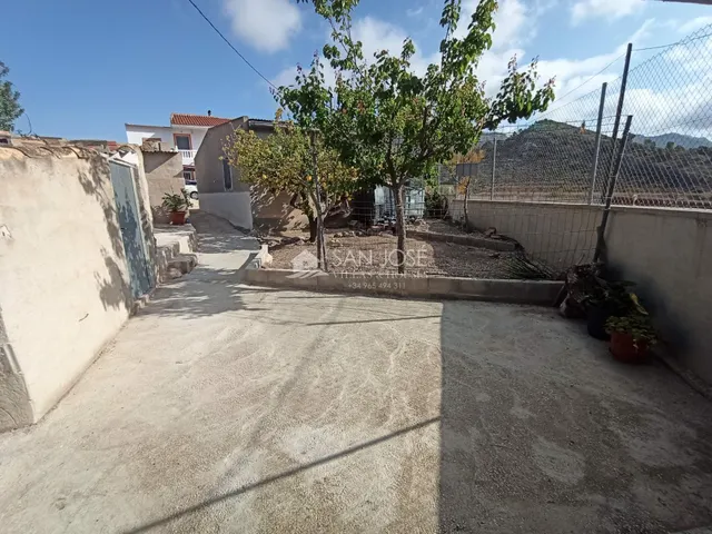 Se vende casa de campo con terreno — 48