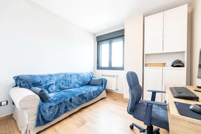 ÁTICO CON TERRAZA, GARAJE Y TRASTERO EN ADELFAS – 2 DORMITORIOS, 2 BAÑOS, PISCINA Y GIMNASIO — 22