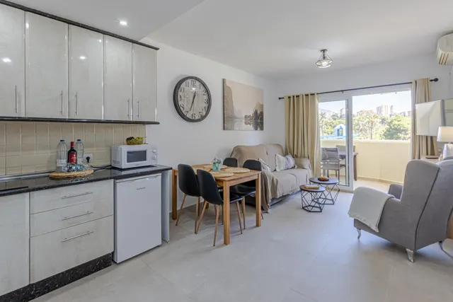 1 DORMITORIO EN BENAL BEACH !! — 13