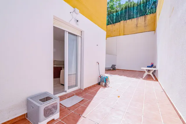 PISO CON PATIO Y COCHERA EN LA ZUBIA — 22