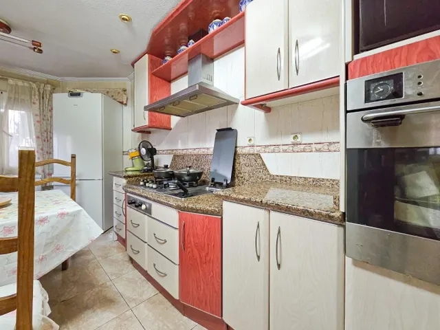 ¡Descubre la Exclusividad y el Lujo Mediterráneo en Esta Impresionante Villa en Esquina - Torrevieja — 39