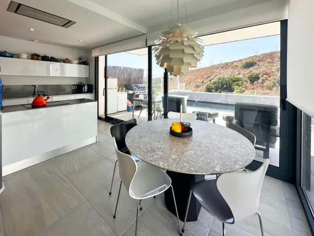 Villa 5 habitaciones 200m² en venta - Daya Nueva - foto 3