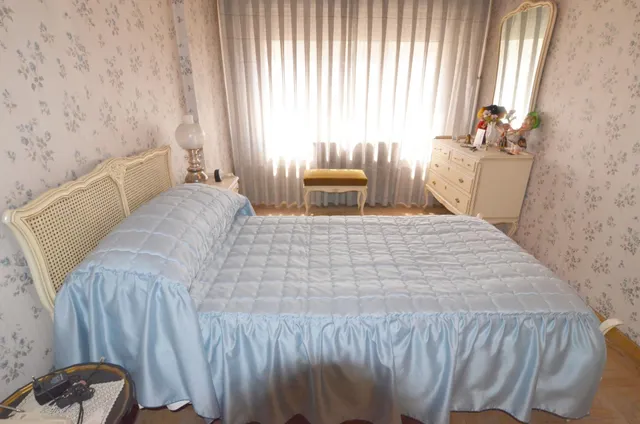 Urbis te ofrece un piso en venta en zona San Juan, Salamanca. — 30