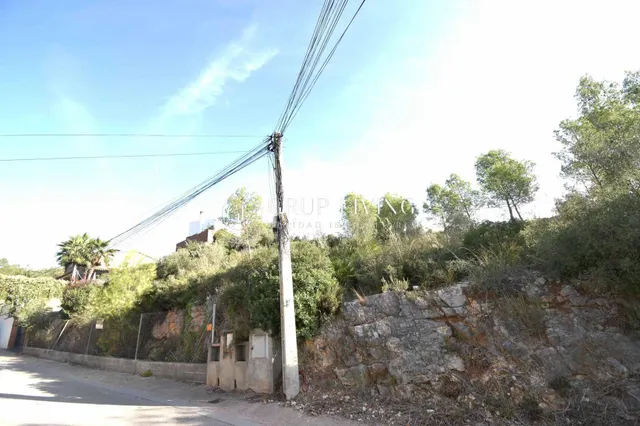 TERRENO CON BUENA ORIENTACIÓN Y VISTAS EN MAS MESTRE — 7