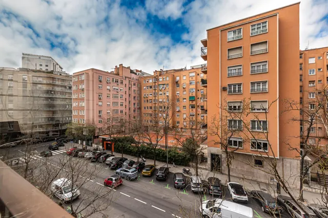 Piso exterior en el Viso — 32