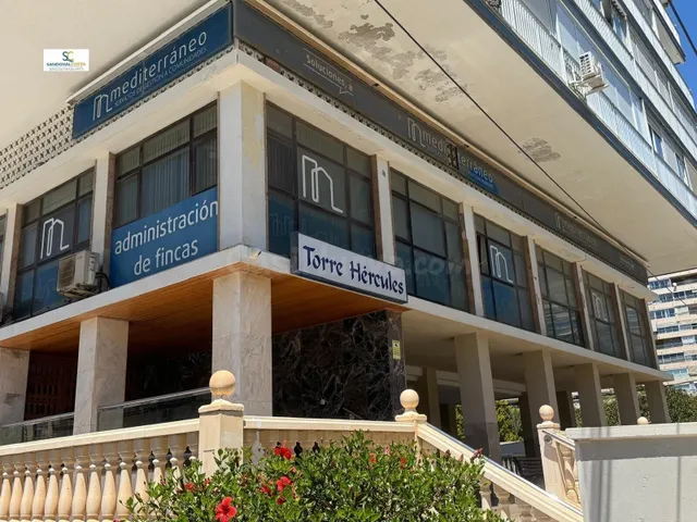 LOCAL COMERCIAL EN LA PLAYA DE SAN JUAN