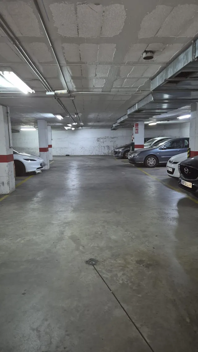 Acogedor Piso en Gamarra, Málaga – Ideal para Entrar a Vivir — 16